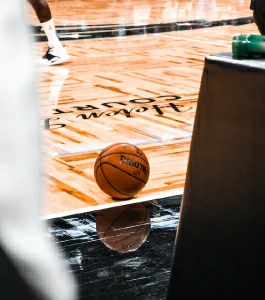 Comment nettoyer les sols sportifs