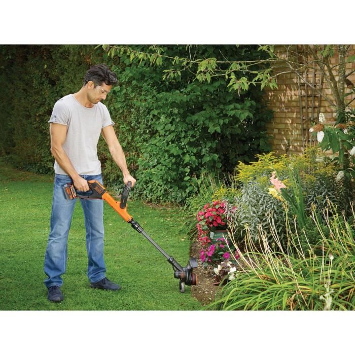 Coupe-câble sans fil BLACK & DECKER POWERCOMMAND 18 V LITHIUM 30 cm - 4 Ah - 1 batterie - 1 bobine de fil de 10 m et 1,6 mm - 1 chargeur
