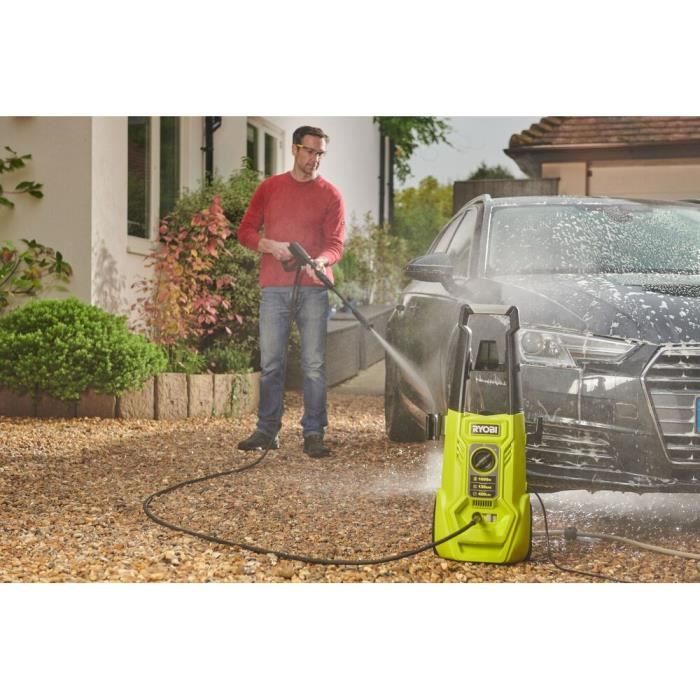 Nettoyeur haute pression 1800 W 130 bar 420 L - flexible de 5 m - réservoir de 0,9 L - lance diverse - lance turbo - brosse multi-surf
