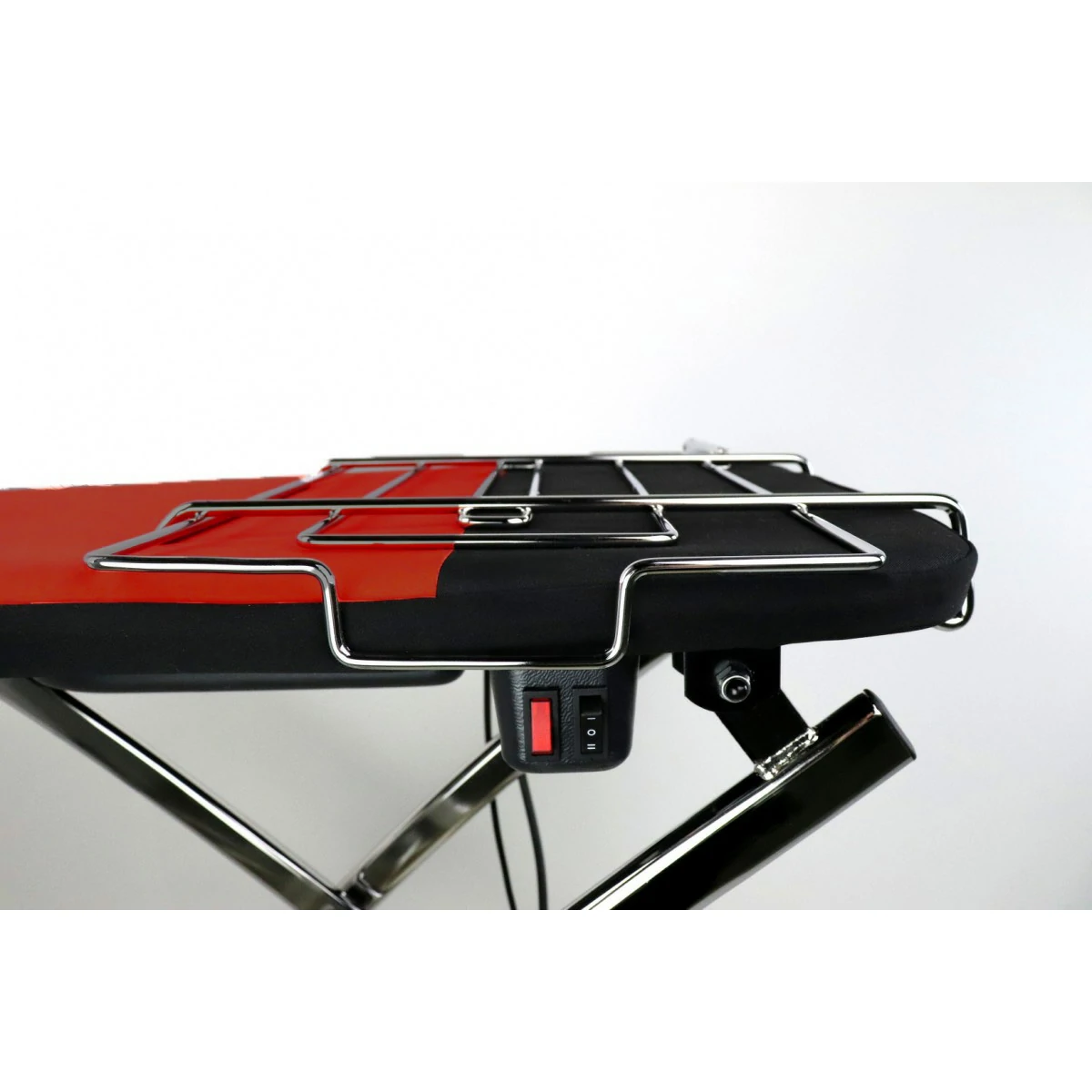 Asse da stiro riscaldato aspirante e soffiante 122 x 45 cm Evolution nero