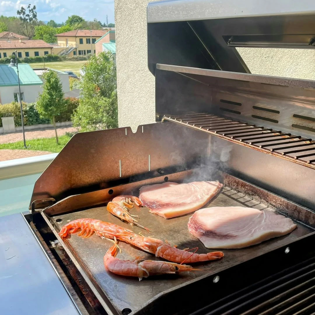 Barbecue à gaz Fry Top 750 Stone à 4 brûleurs Soapstone