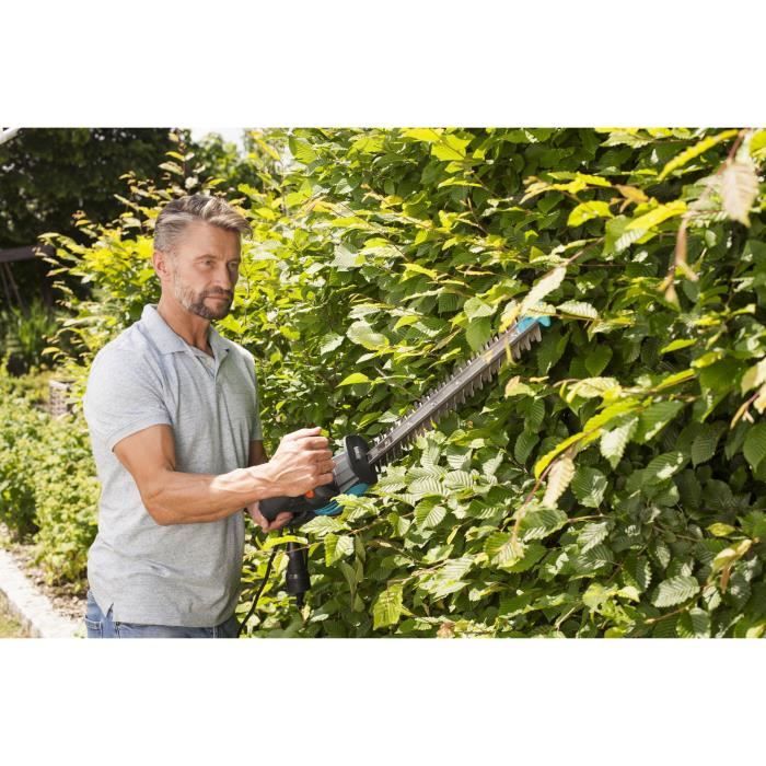 Taille-haie électrique EasyCut 420/45 cm-420 W GARDENA
