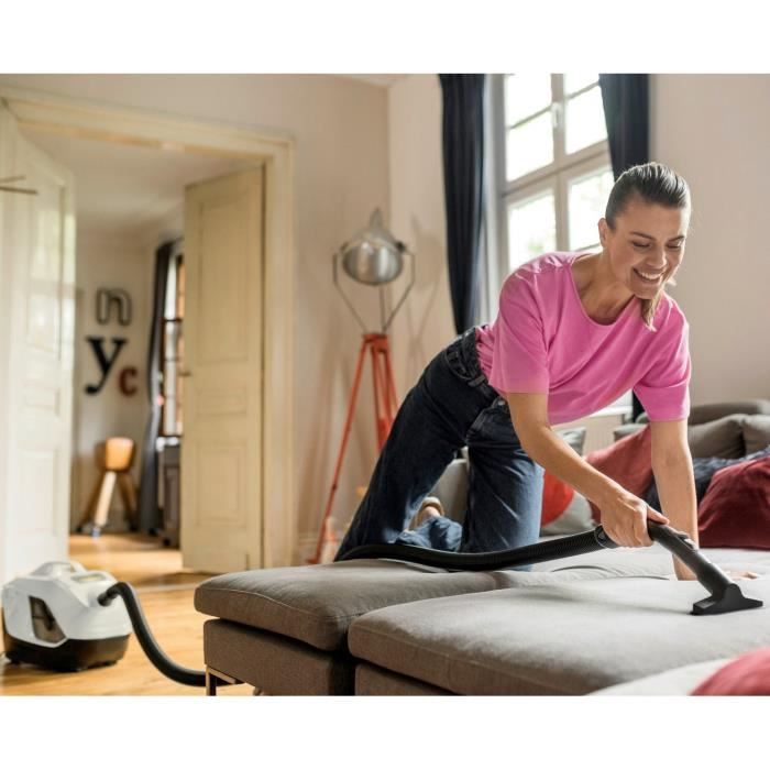 NOUVEAU KARCHER DS 6 PLUS - Aspirateur sans sac avec filtre à eau + accessoires - Rejette 99,95 % de l'air sans poussière
