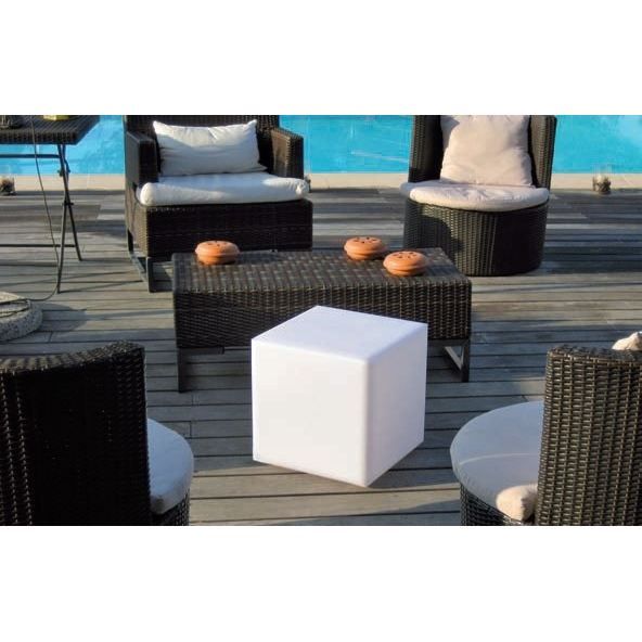 brillante cubo di 40 centimetri bianco