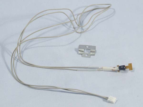 ENSEMBLE CAPTEUR THERMIQUE ET SUPPORT