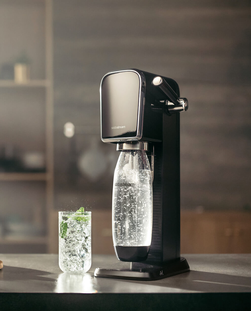 Carbonateur noir Sodastream Art avec bouteille