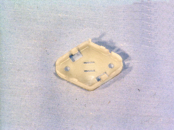 COUVERCLE DE LA BOÎTE À PINCEAUX