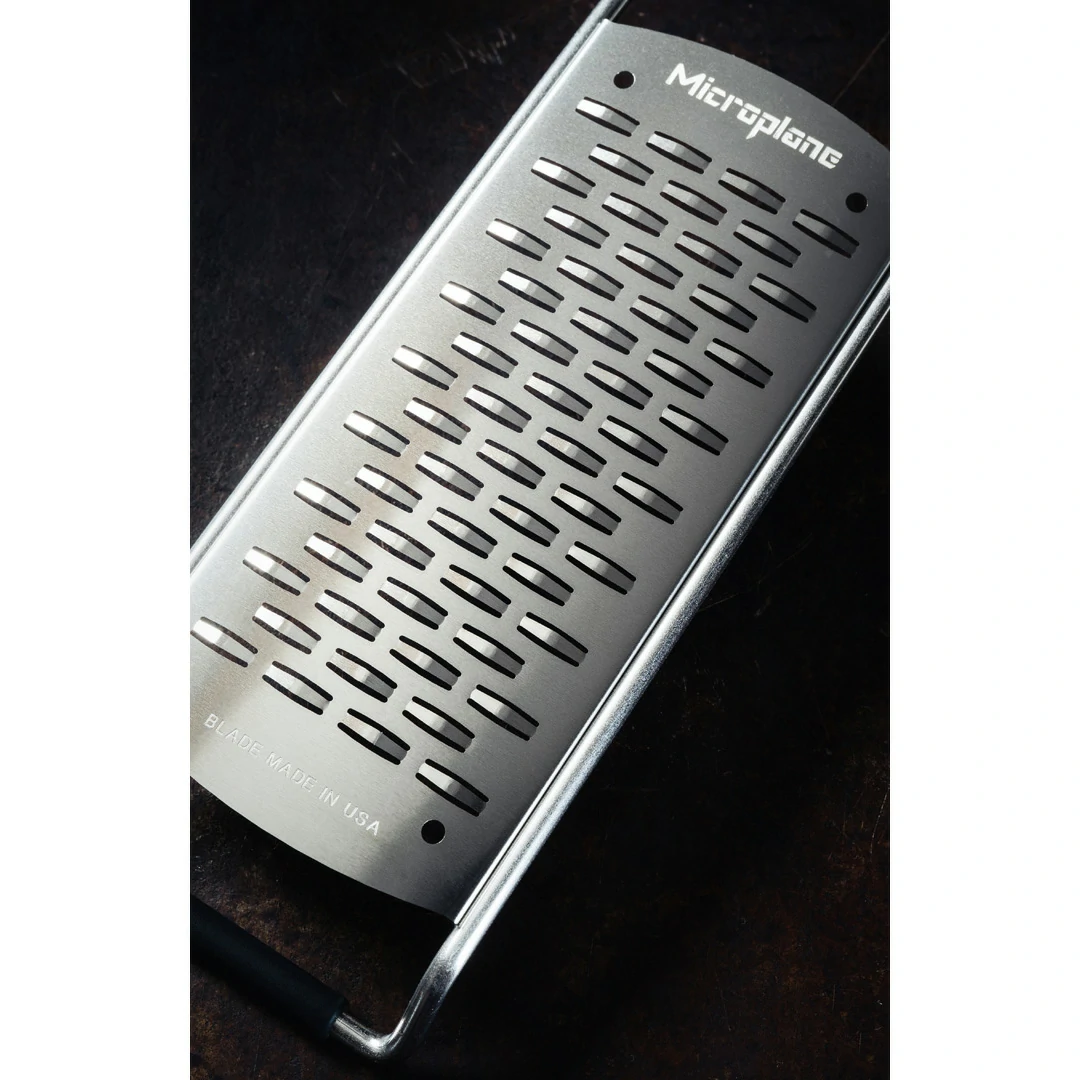 Râpe noire à double lame épaisse