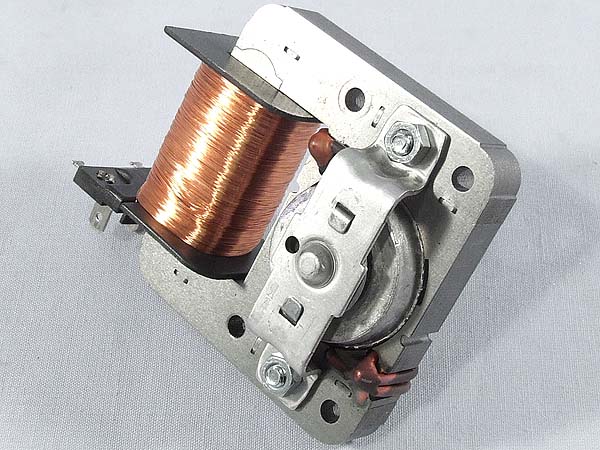 MOTEUR DE VENTILATEUR