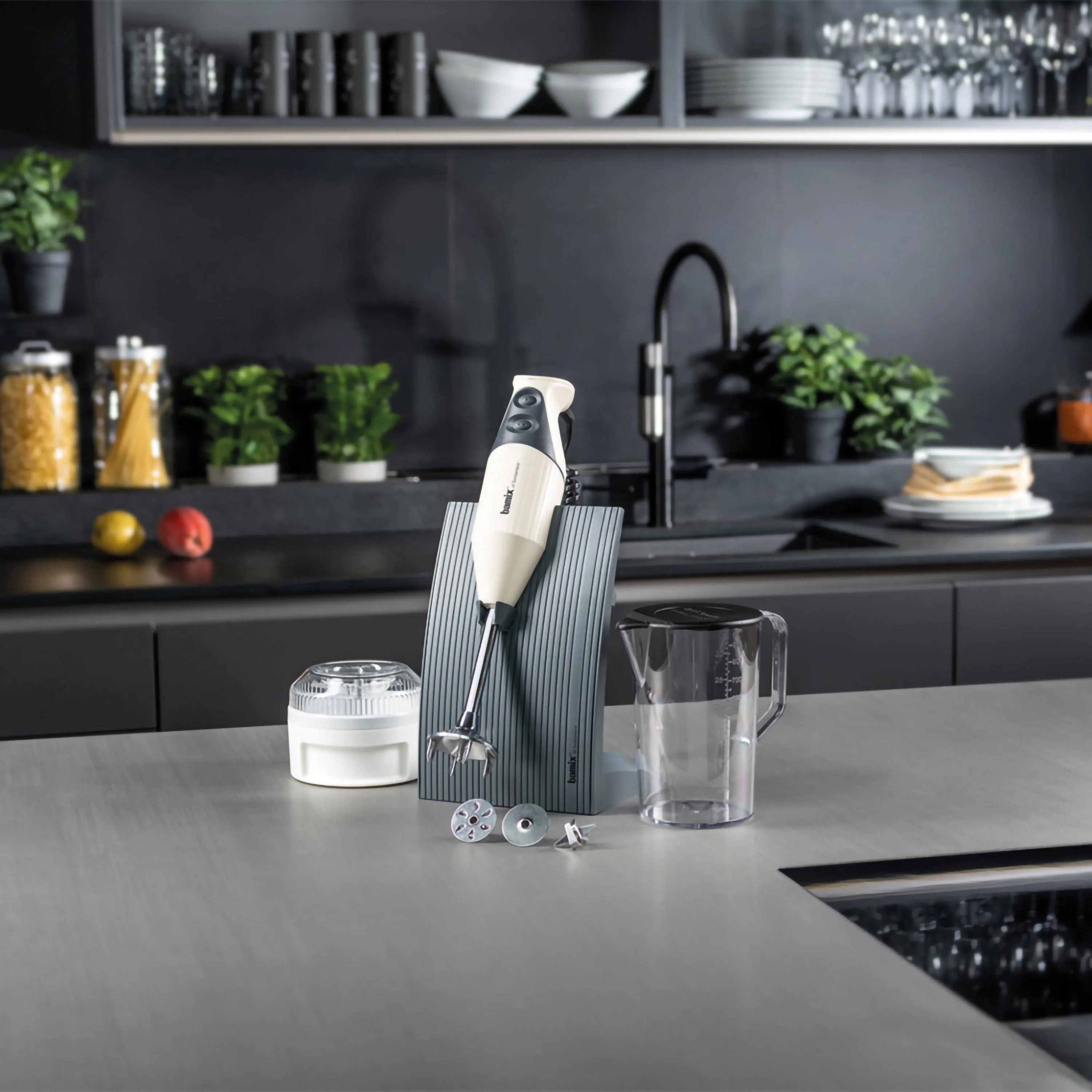 Mélangeur à crème à immersion Bamix SwissLine