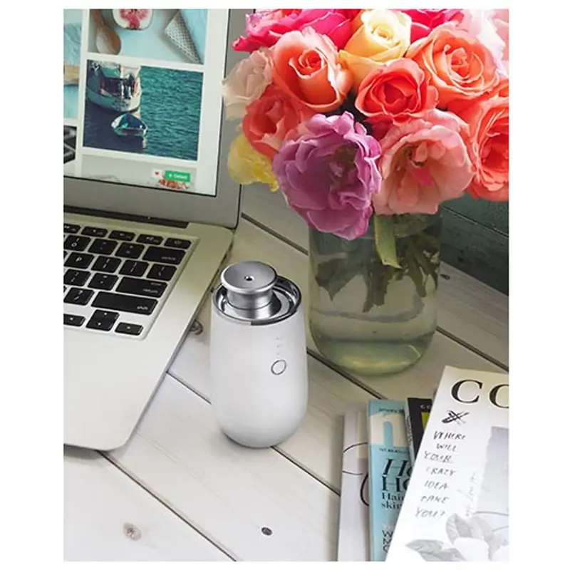 Désodorisant électrique Lux Essenzapura blanc et argent