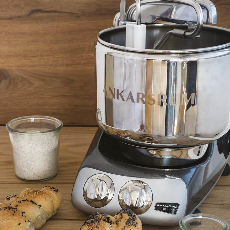 Batteur sur socle Ankarsrum Assistant Original 6230, noir