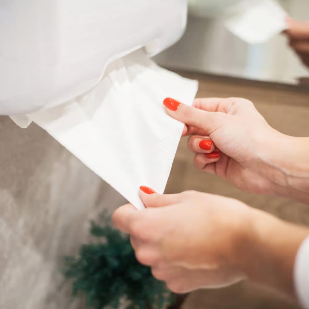 Emballage : 8 boîtes de serviettes en papier pliées en V Eco Sticker, 20 paquets chacune