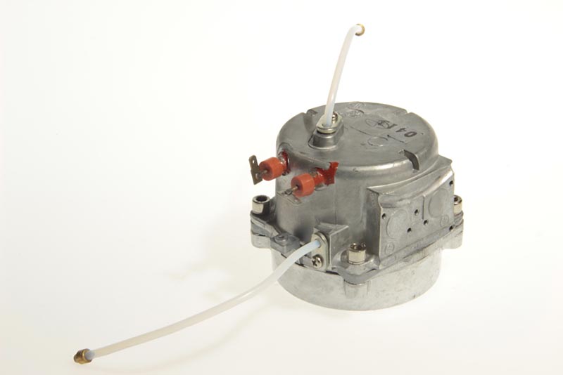 CHAUDIÈRE À ESSIEU MCE13 240V 900W CI